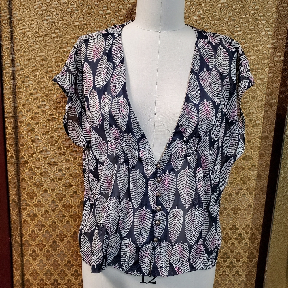⭐Drapey Low V Chiffon Top